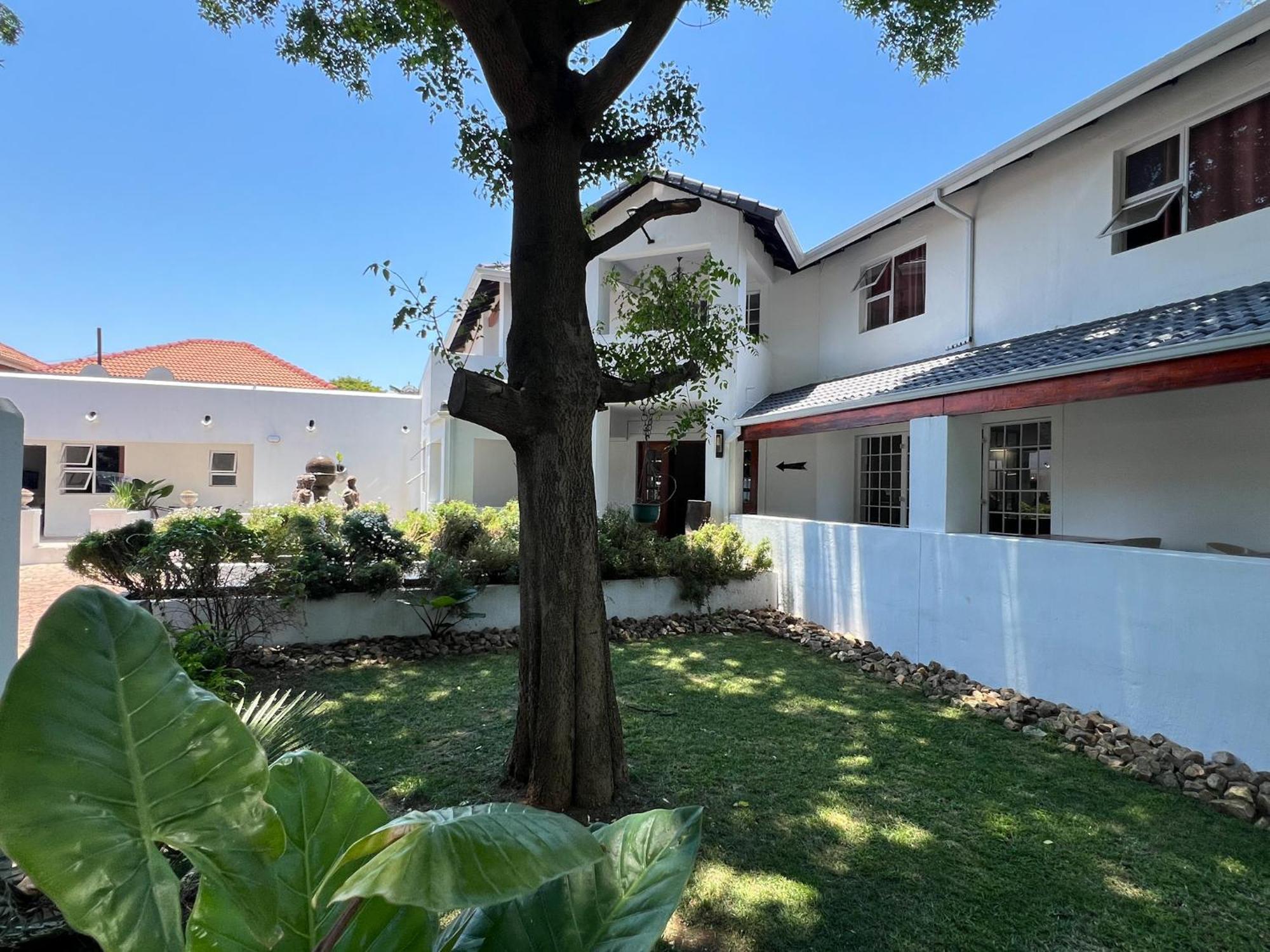 Amoris Guesthouse - In Brooklyn Pretoria-Noord Eksteriør billede