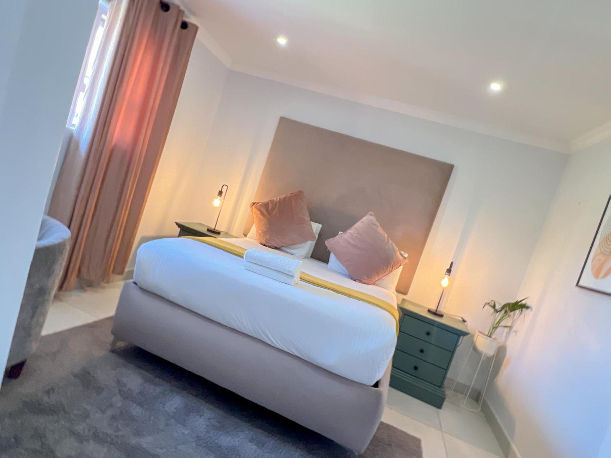 Amoris Guesthouse - In Brooklyn Pretoria-Noord Eksteriør billede